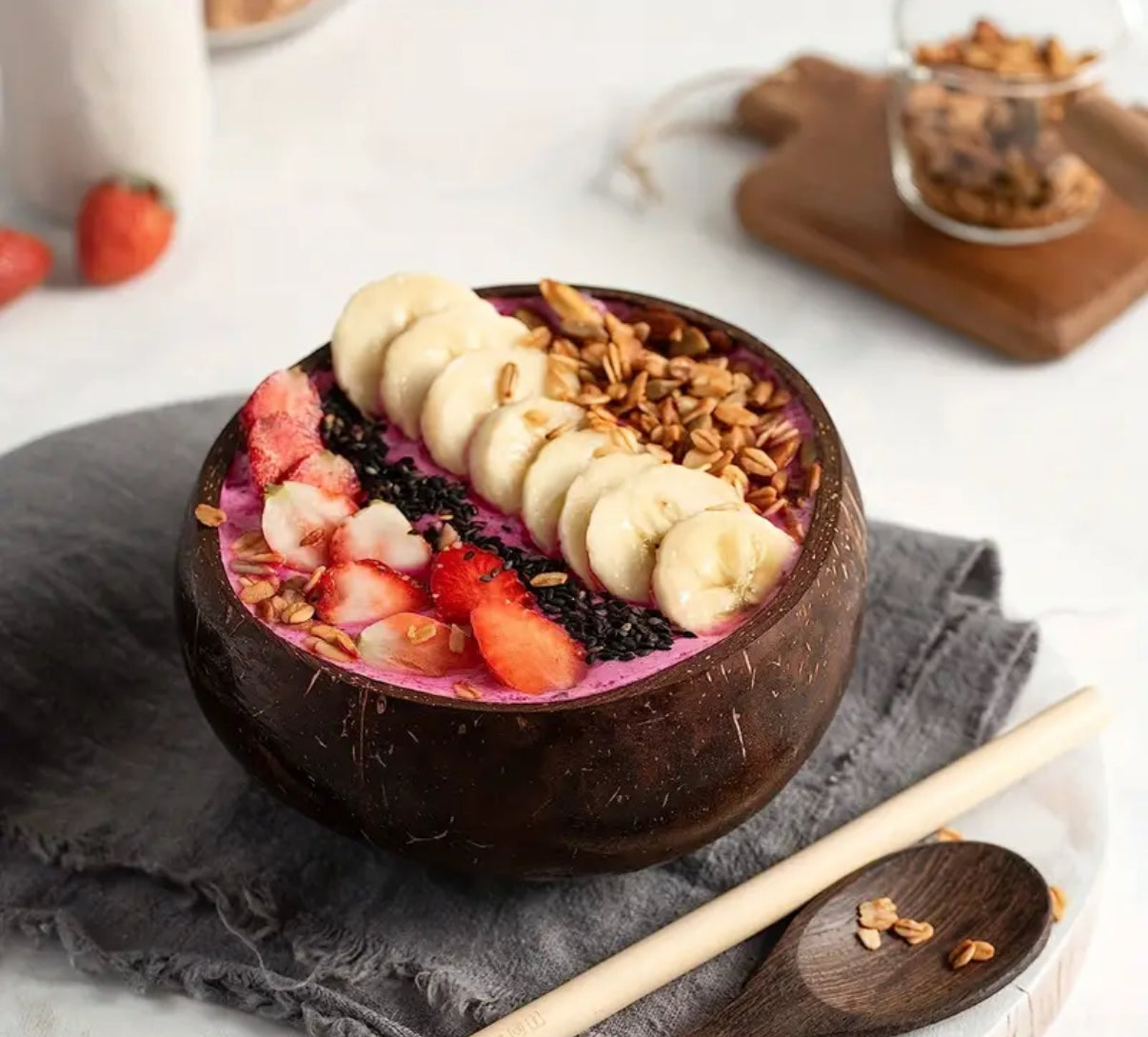 Bowl de cáscara de coco + cuchara de madera